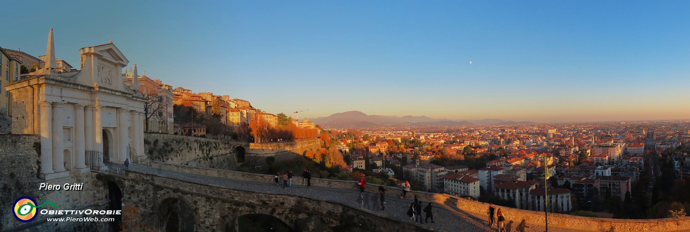 67 Splendido tramonto alla Porta di San Giacomo.jpg
